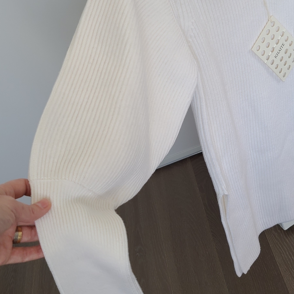 SOLD Khaite sweater - Picture 5 of 7